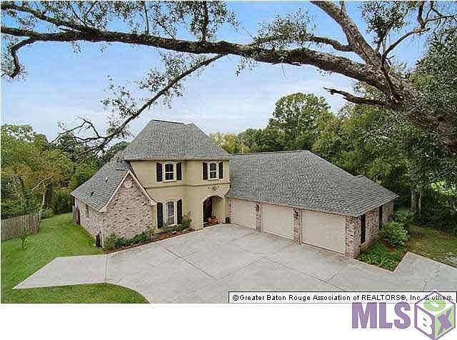 1st image of 17145 N Lake Dr