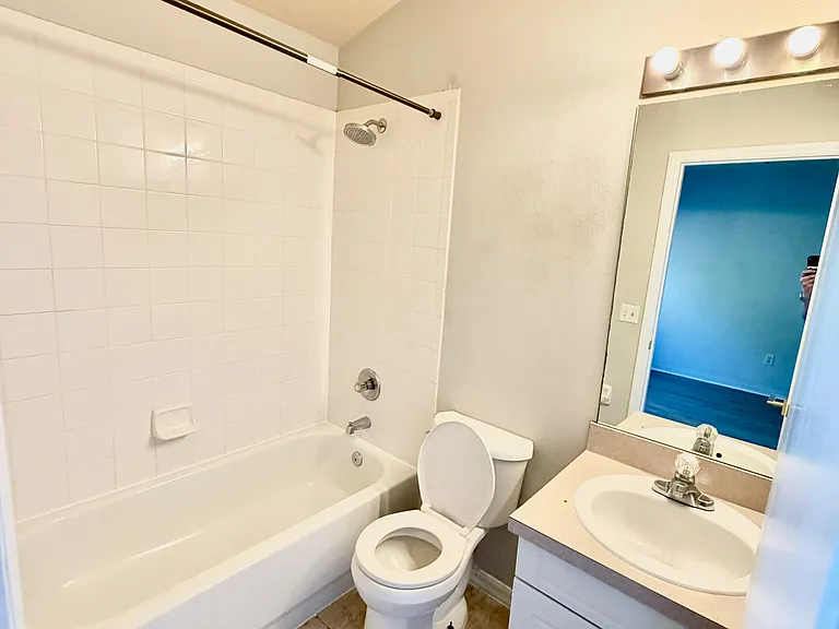332 Caribbean Dr — Photo 11