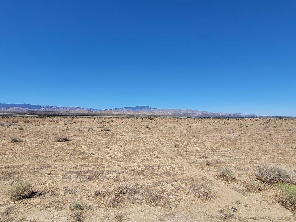 1st image of W Avenue A