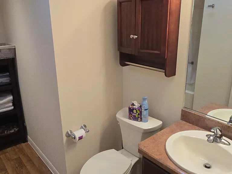 2280 Biscayne Ave — Photo 12
