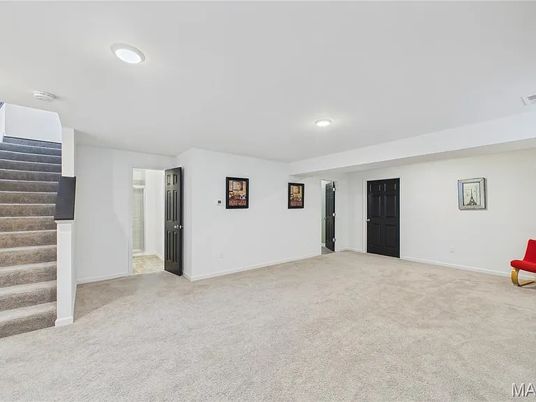 714 Alban Aly — Photo 16