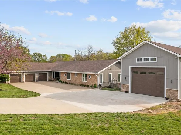 15070 Nall Ave, Overland Park, KS 66223