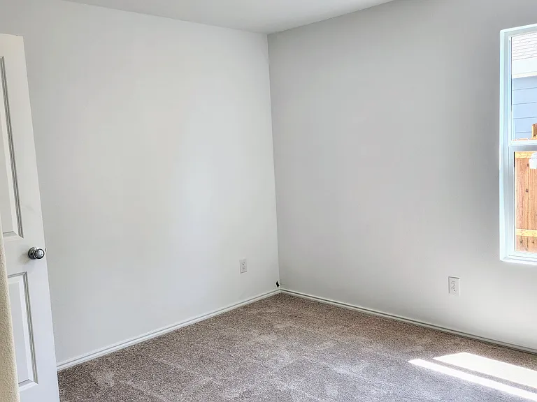 3425 Flicker Ln — Photo 18