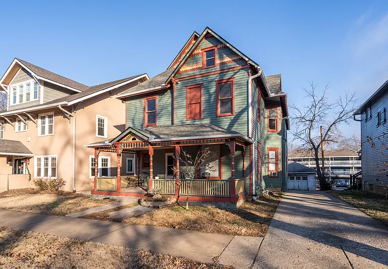 1130 Tennessee St — Photo 3