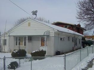106 Hillcrest Ave, West Paterson, NJ 07424