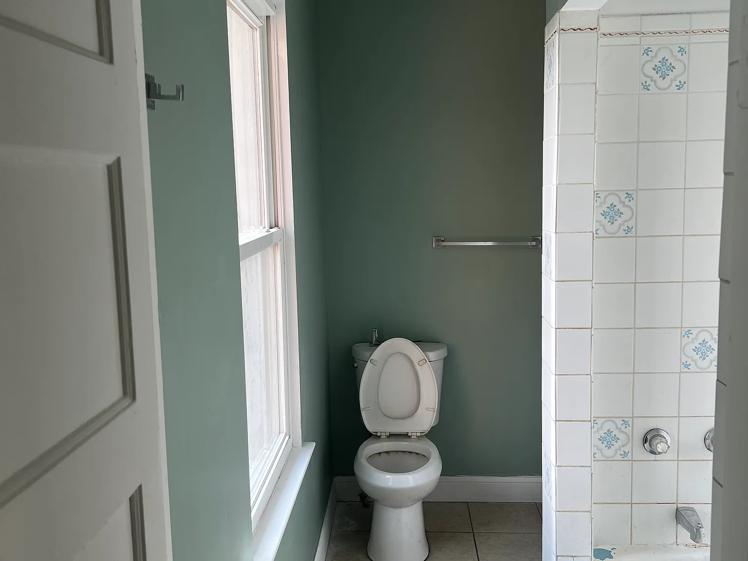 3833 Lovell Ave — Photo 3