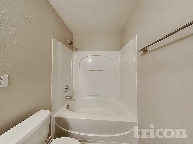 4846 Autumn Oak Dr — Photo 15