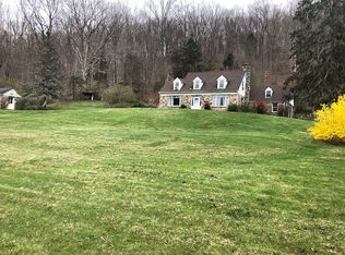 20 New Hill Rd, Putnam Valley, NY 10579