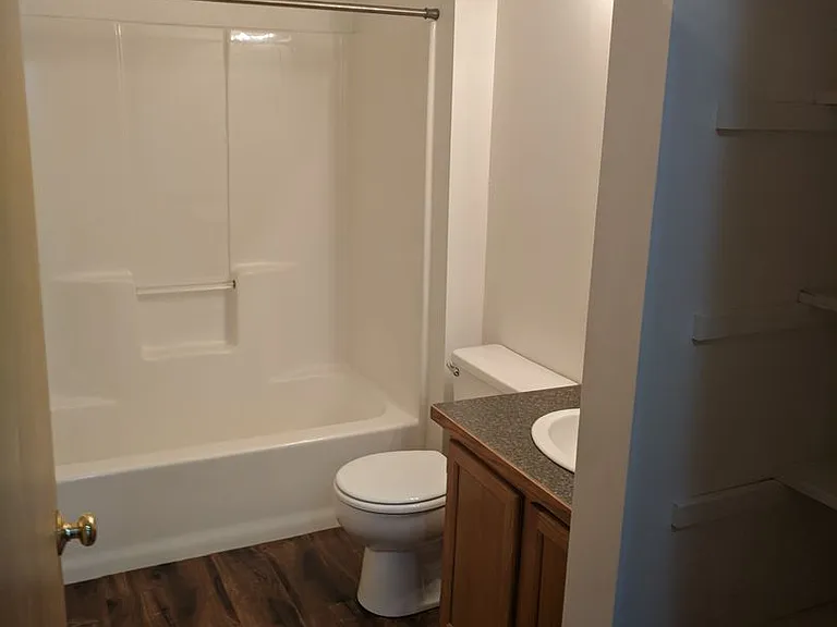 3331 Northwest Ave #3 — Photo 4