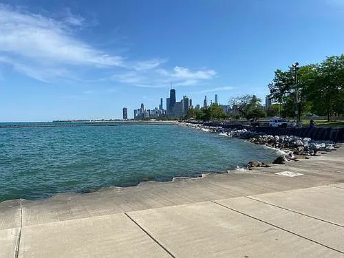 3950 N Lakeshore Dr #2124D — Photo 9