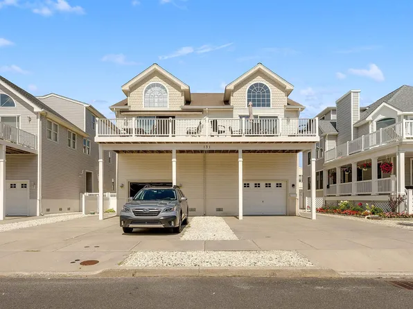 131 52nd St #E, Sea Isle City, NJ 08243