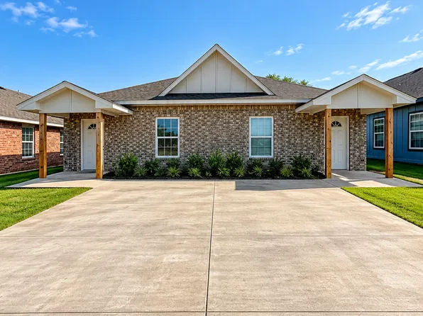 1407 SW Bishop Rd, Lawton, OK 73501