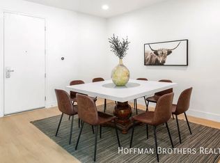 3653 Regal Pl #404, Los Angeles, CA 90068