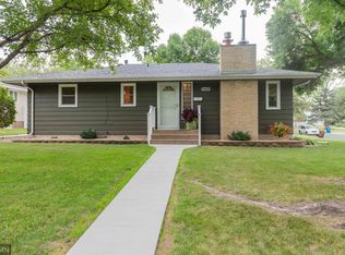 5425 Rhode Island Ave N, New Hope, MN 55428