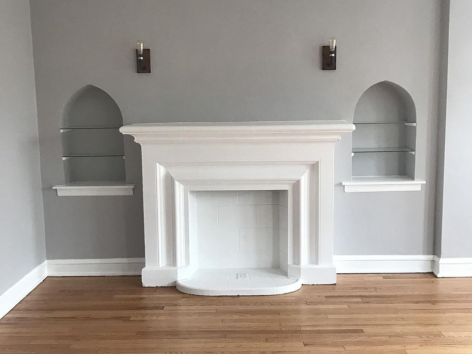 1st image of 5535 N Artesian Ave APT 3