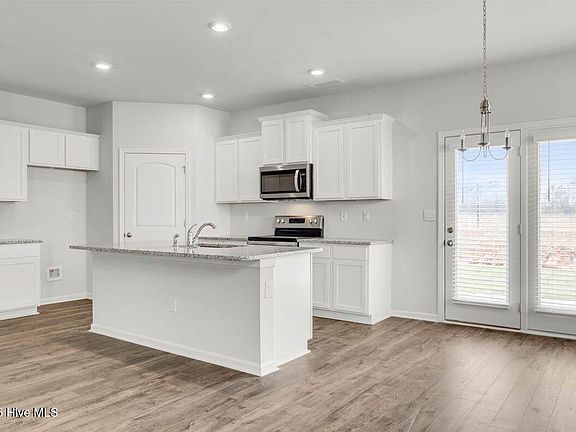 4th image of 4310 Newland Street #001