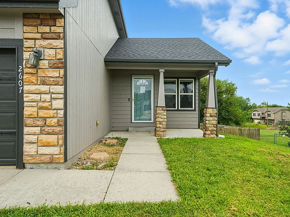 2nd image of 2607 Paige Ln