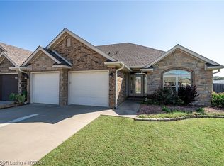 125 Honeysuckle St, Alma, AR 72921