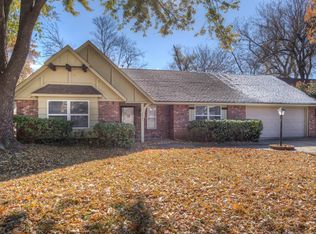 2021 W Oak Ridge St S, Broken Arrow, OK 74012