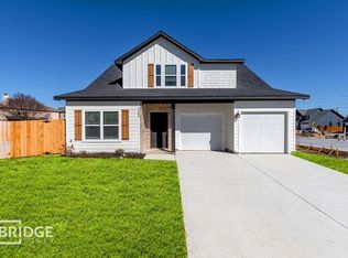 7304 Parkside Place Dr, North Richland Hills, TX 76180