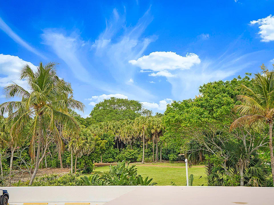2121 N Ocean Blvd #302E