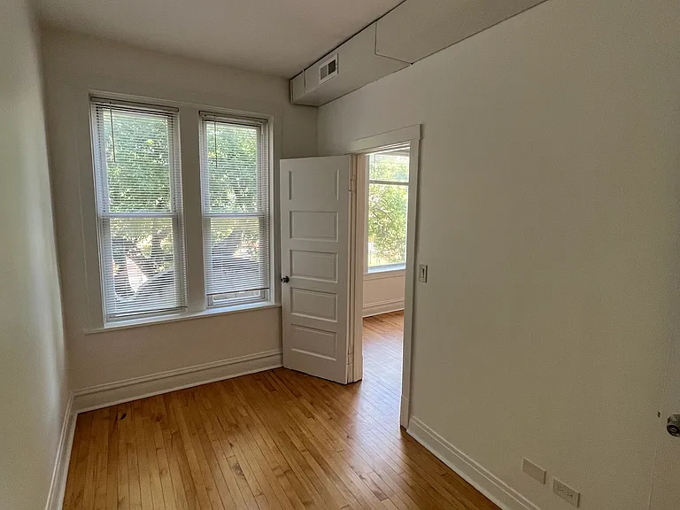 1452 N Fairfield Ave #2 — Photo 8