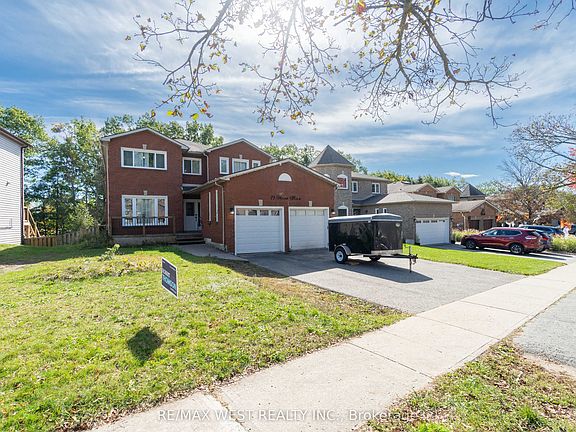 2nd image of 19 Moore Pl