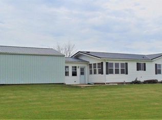 950 500th Ave, Montezuma, IA 50171