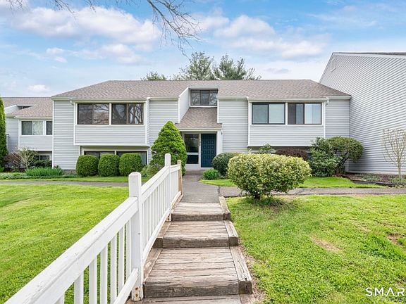 2nd image of 102 Brookwood Drive