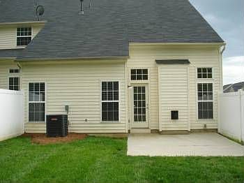 2nd image of 172 N Arcadian Way