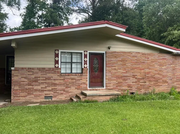 813 Greymont Dr, Columbia, MS 39429