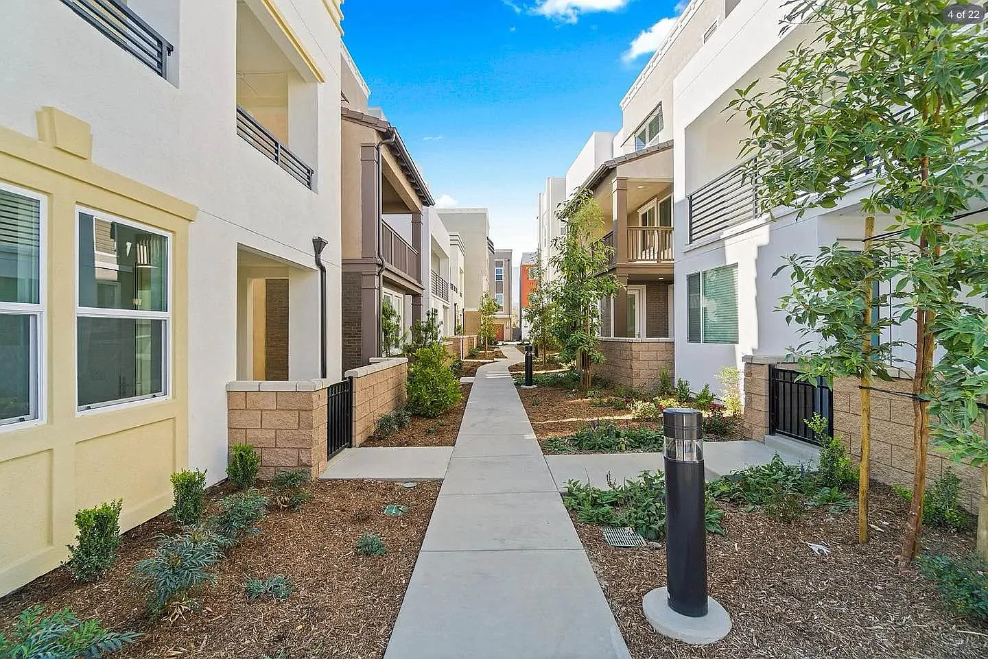 4 bed, 3.5 bath, 2265 sqft, $3,750 — Photo 4