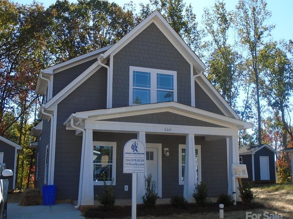 1st image of 559 Geneva Cir