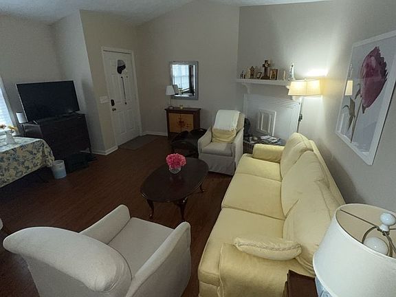 3rd image of 1423 17th Ave APT C