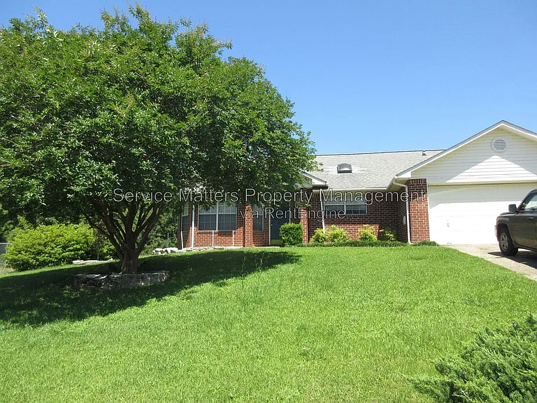 3714 Deer Creek Ln — Photo 1