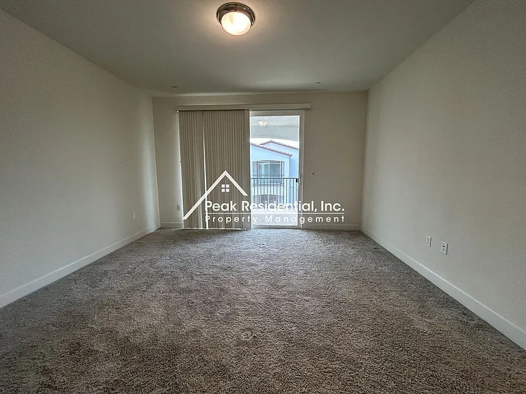 5725 Harveston Way — Photo 25