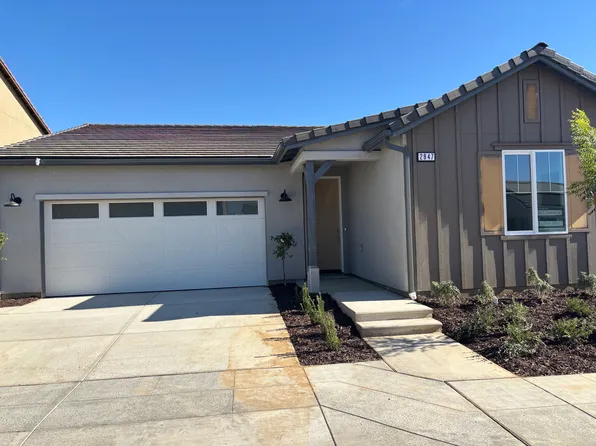 2847 E Veranda Dr, Fresno, CA