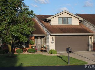 43 Prairie Village Pl, Morton, IL 61550