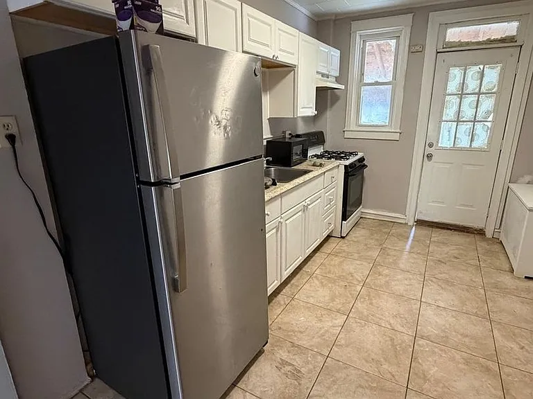 3615 Erdman Ave #A — Photo 2