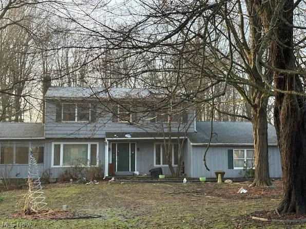 11801 Kenyon Dr, Hiram, OH 44234