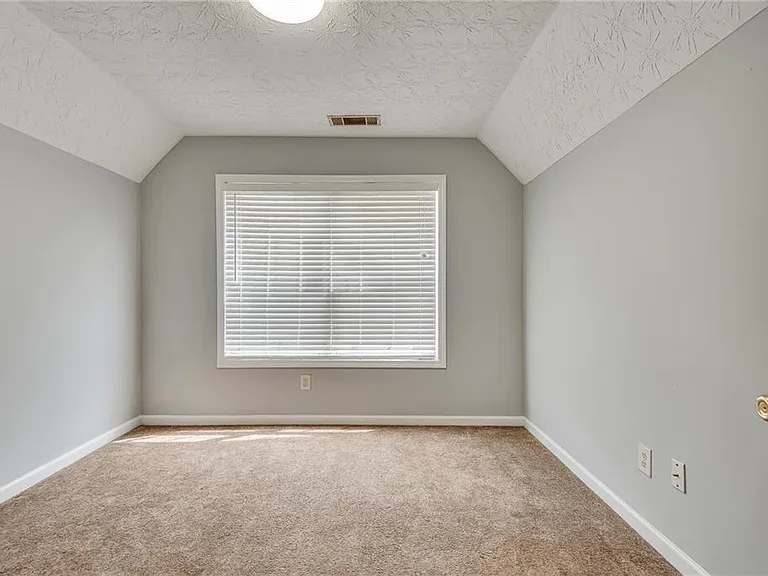 3337 Baymount Way — Photo 38