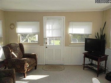 4th image of 20779 Beachwood Dr