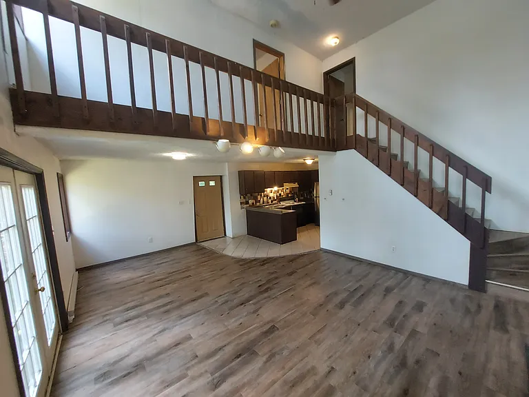 2424 Winding Way — Photo 17