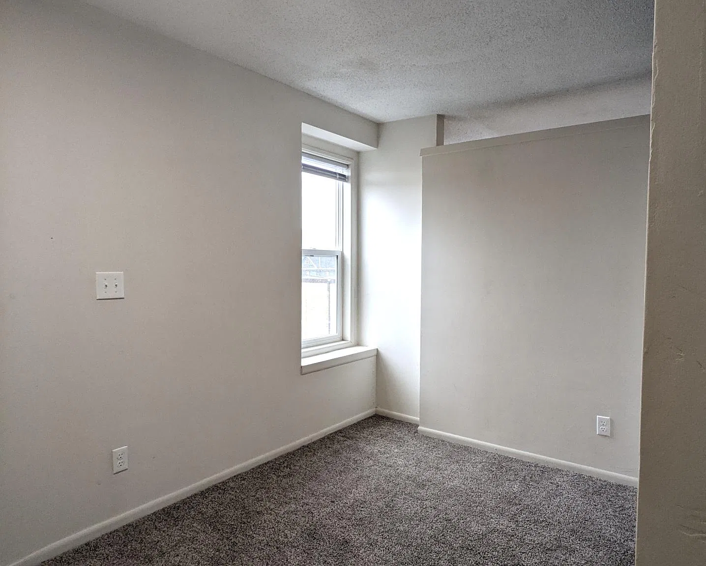 2 bed, 650 sqft, $1,175 — Photo 4