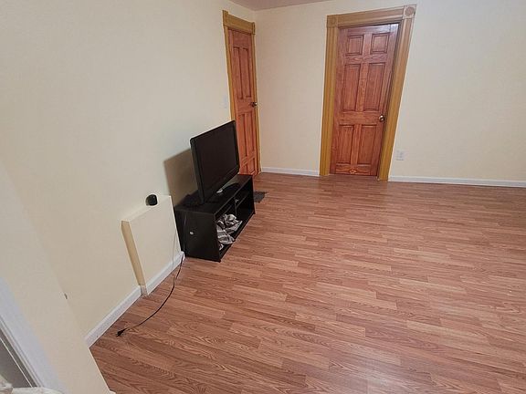 2nd floor - Room 5 (Image 2)