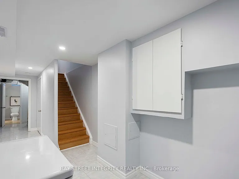 22 Dunbar Cres — Photo 25