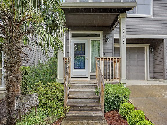 4th image of 37935 Killarney St
