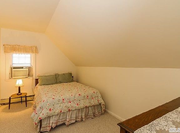 2nd image of 126 Cherry St