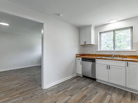 3rd image of 2171 Dugan St #2173