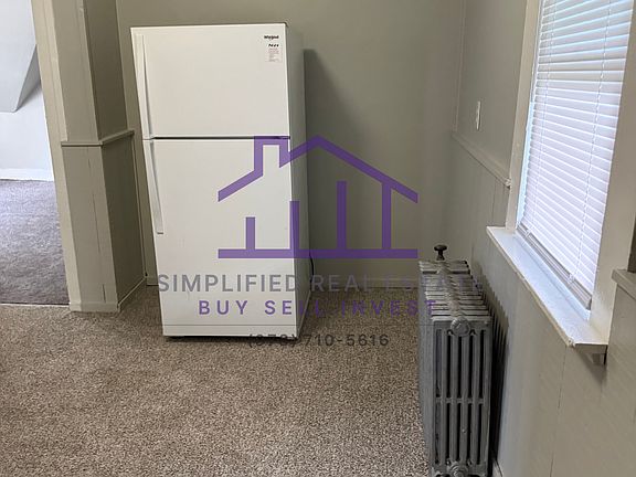 2nd image of 34 College St APT 7